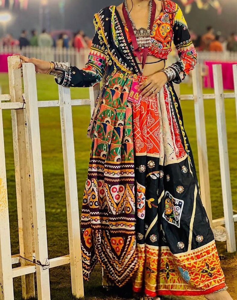 Navratri miror work chaniya choli