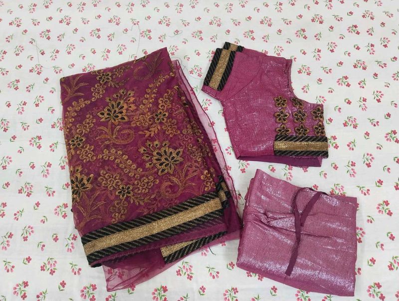 Wine Purple Saree with Blouse &amp; Shapewear