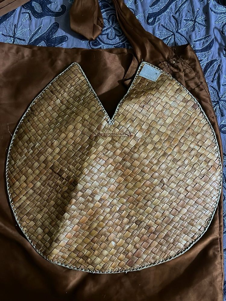 Woven sun shade hat