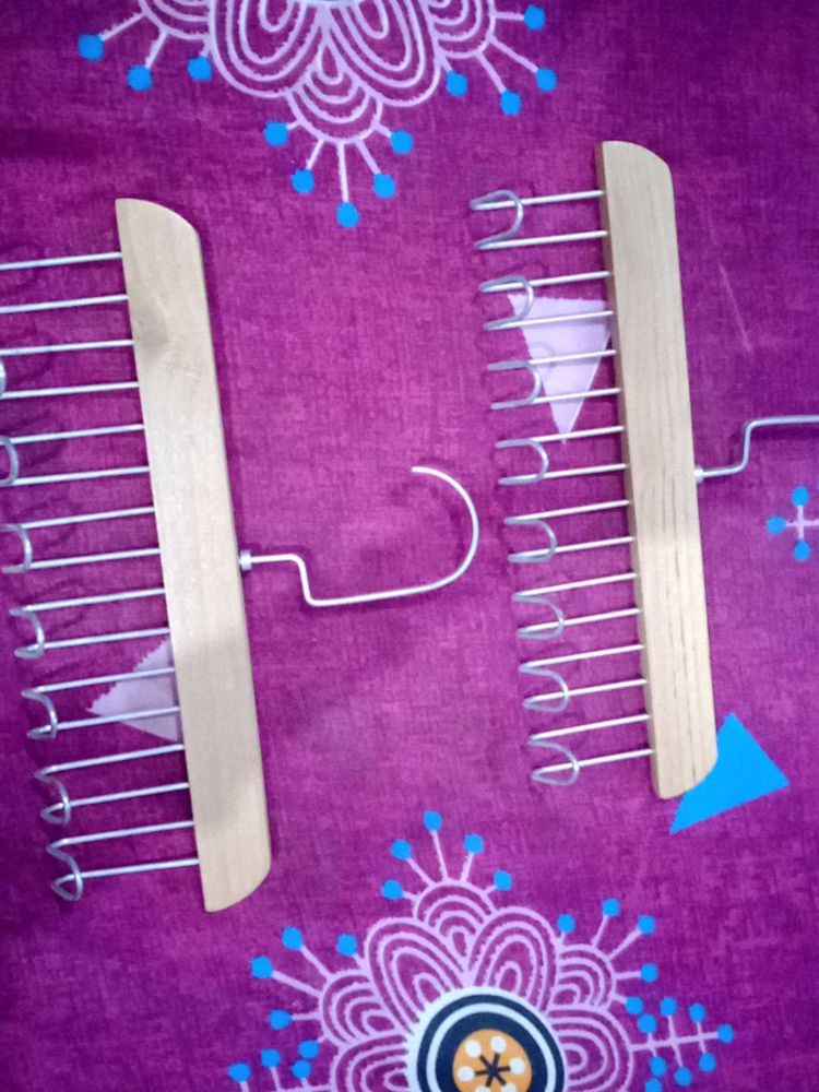 Wooden Scarf Hanger Set