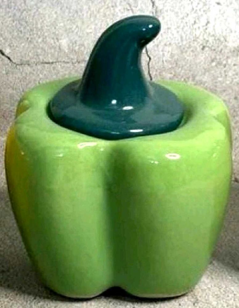 Green Bell Pepper Ceramic Decor