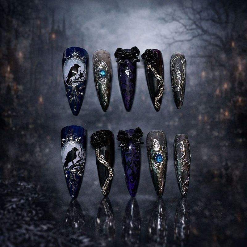 Press on nails Raven &amp; Moon 🐦‍⬛ 🌒