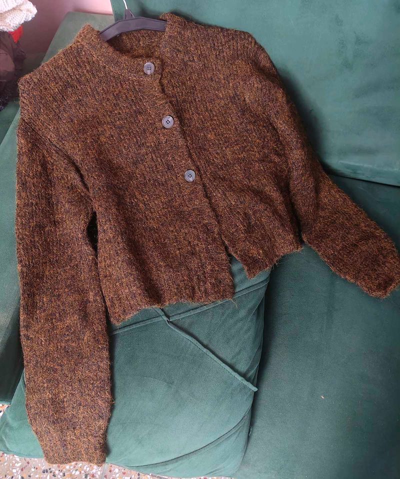 Brown Cardigan 🤎
