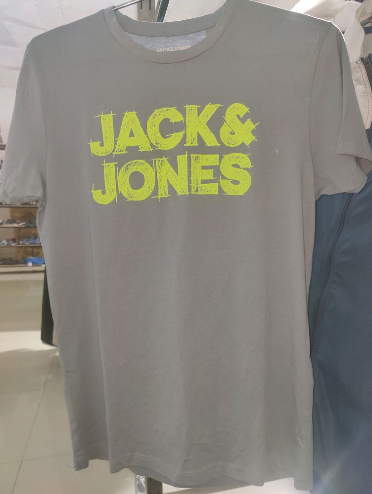 Jack And Jones. Men's Casual Tshirt. Like New.
