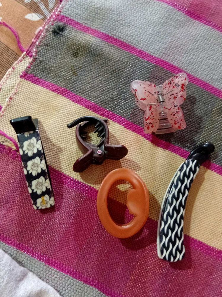 Assorted Hair Clips Set