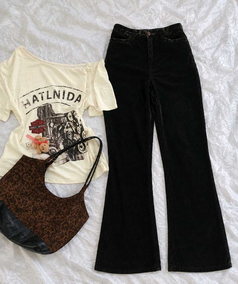 y2k vintage style flare leg Pants
