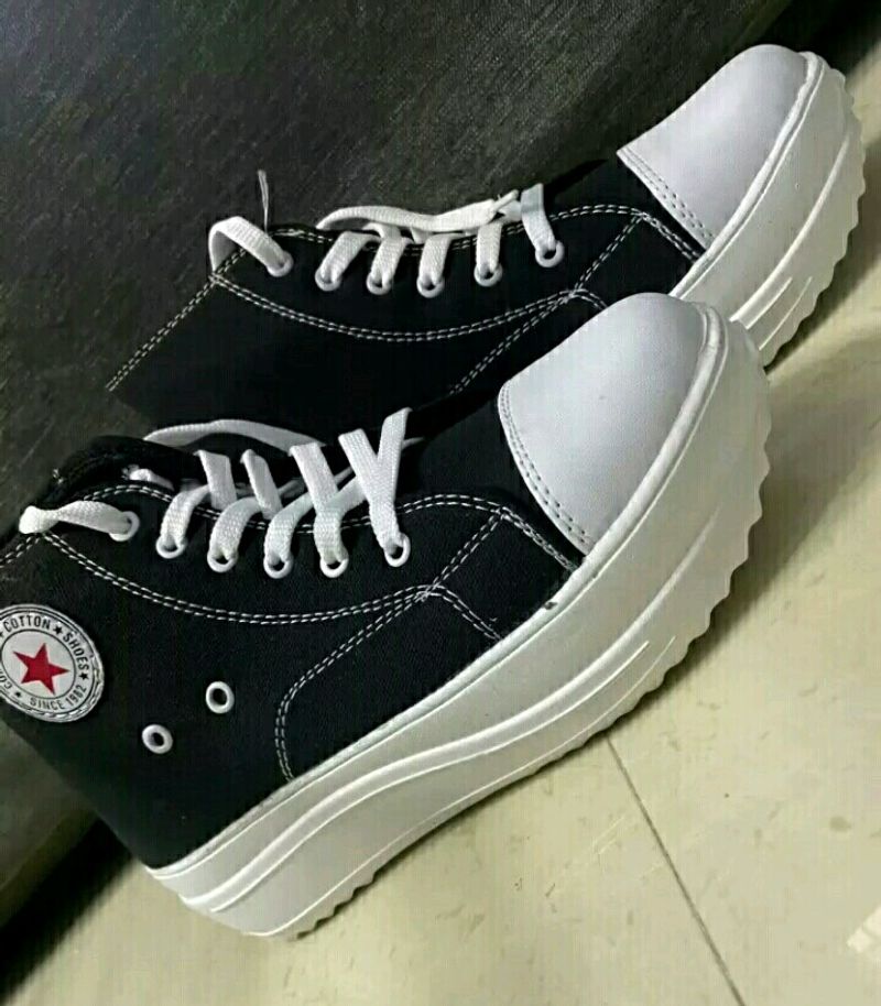 Converse  Shoes 👟
