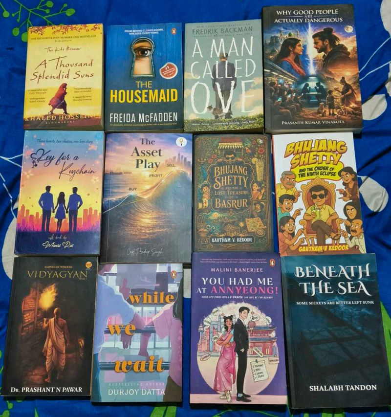 Fictional books/novel - set of 12