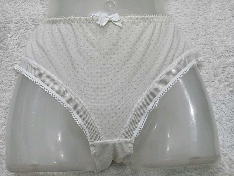 White Polka Dot💙 Panties with Lace Trim