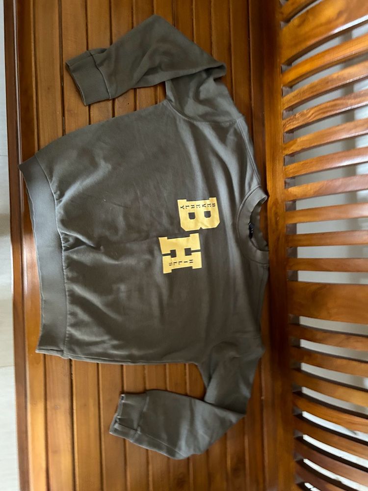Stylish Olive Green Sweatshirt