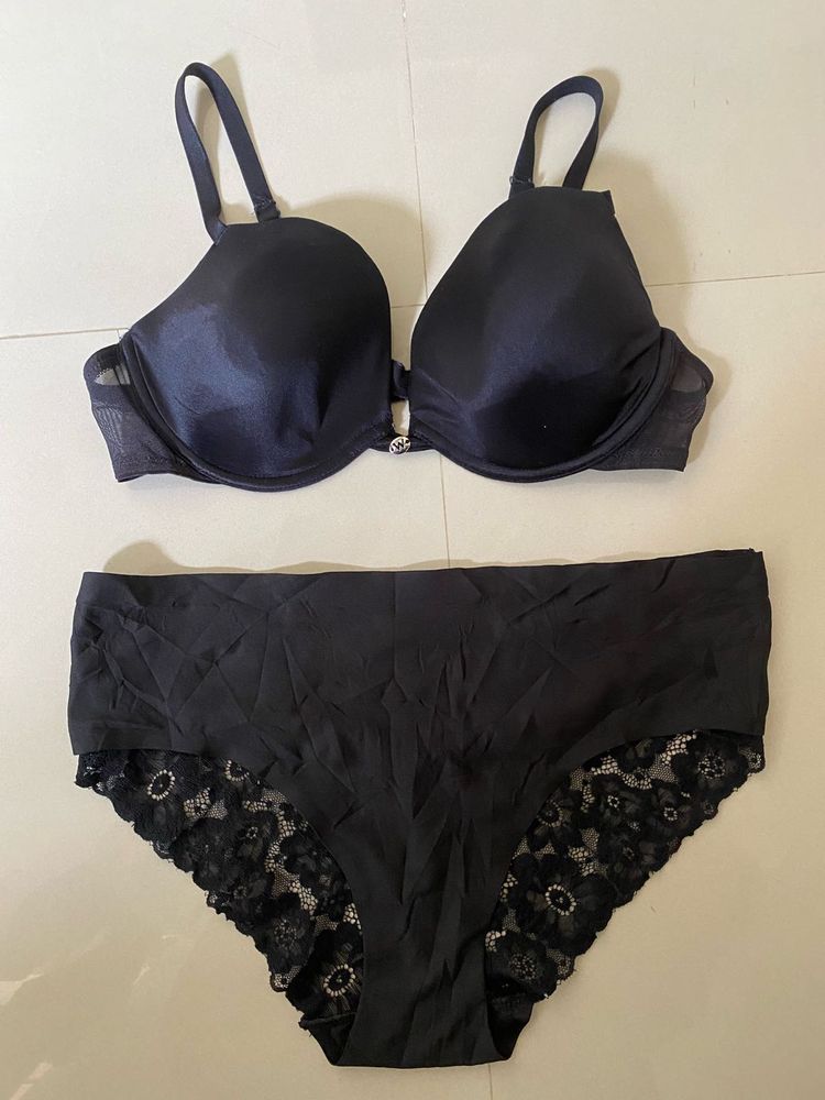 Black Lace Trim Bra and Panty Set