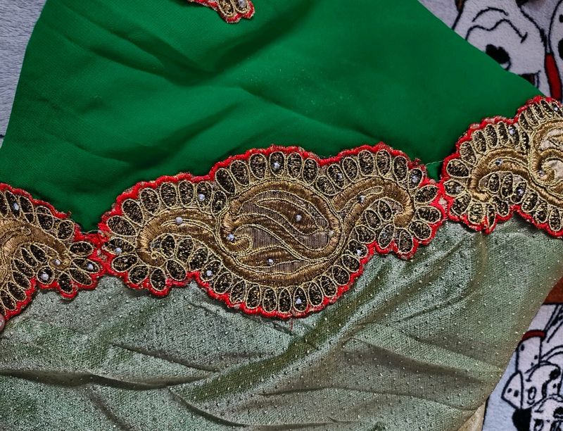 Beautiful Saree With Double Pattern