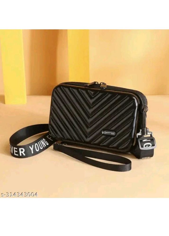 Chic Black Crossbody Bag