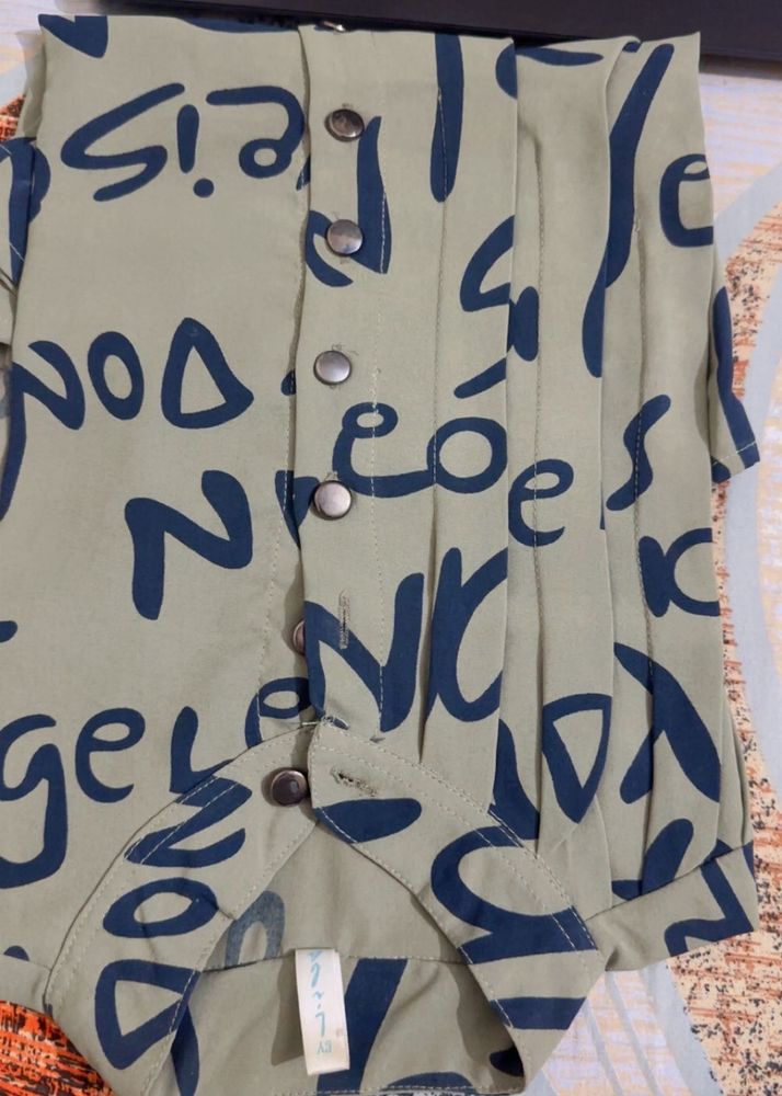 Unique Graphic Print Shirt