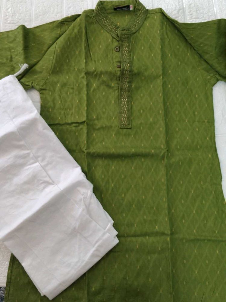 Kid's Green Kurta with White Pajama Set