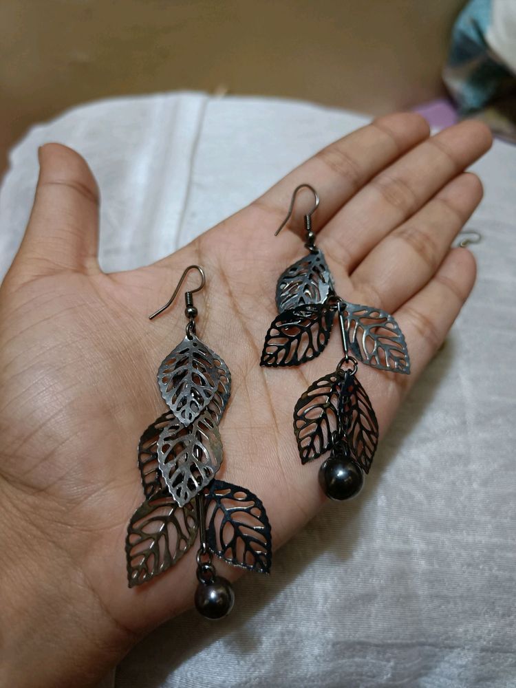 Combo Leaf Design Earings