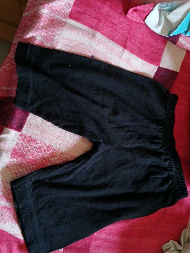 black cycling shorts