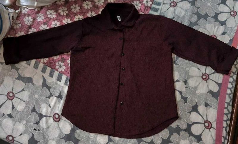 💟 Maroon Textured Button-Down Shirt  💟
