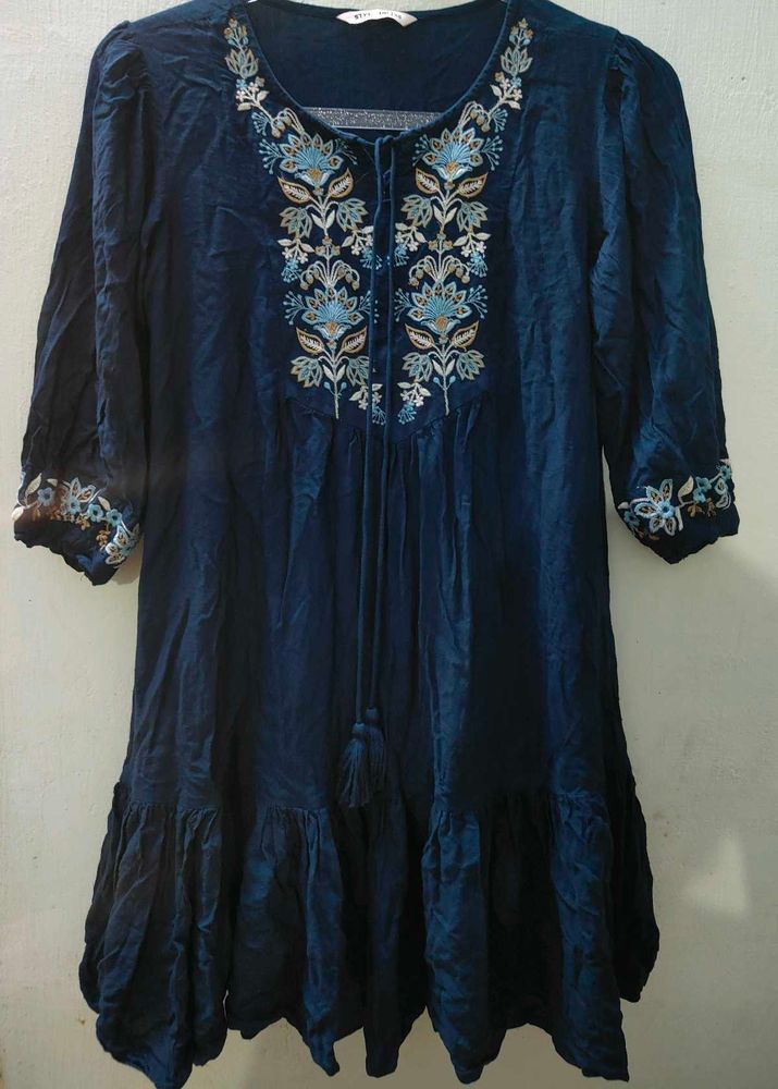 Embroidered Tunic Top