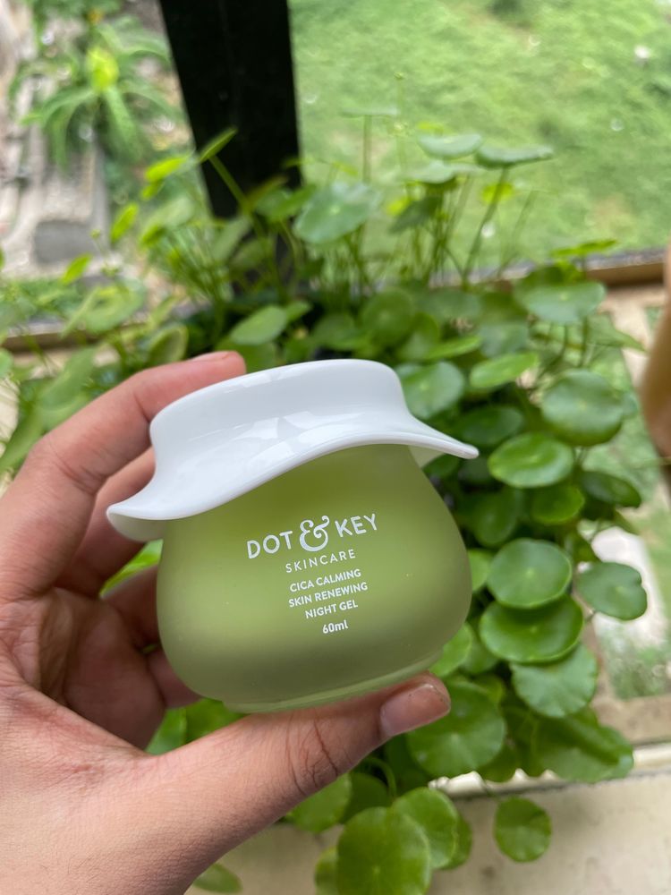 CICA &amp; Niacinamide Calming Renewing Night Gel