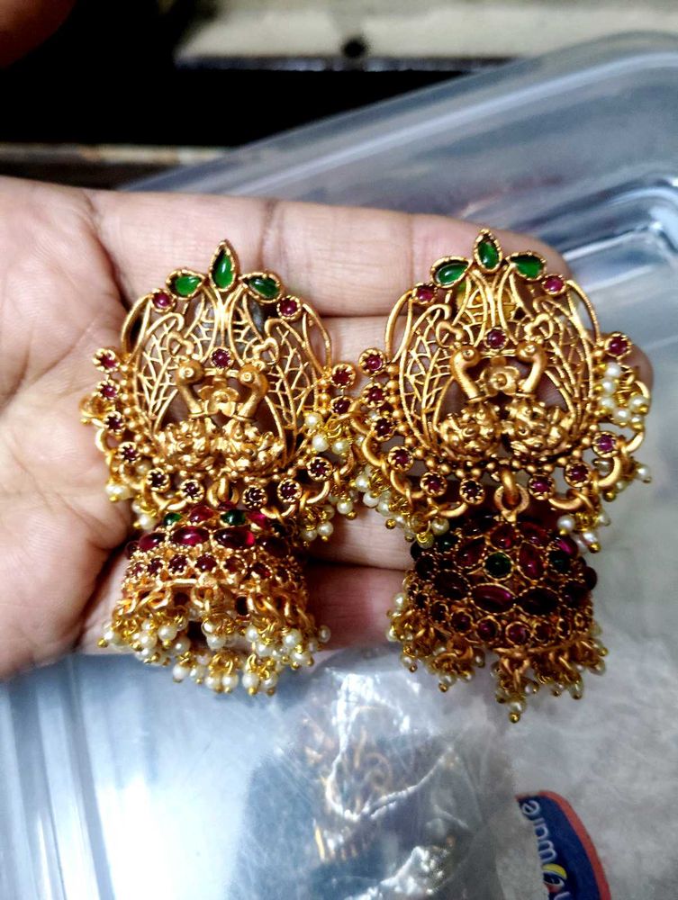 beautiful big  siz ear rings