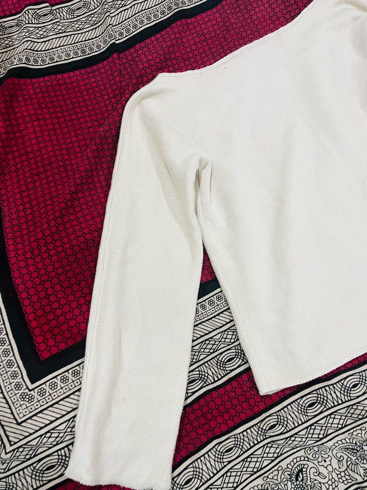 White Casual Knit Top