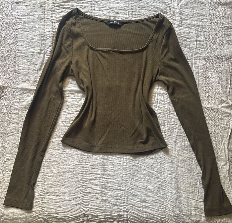 Olive Top