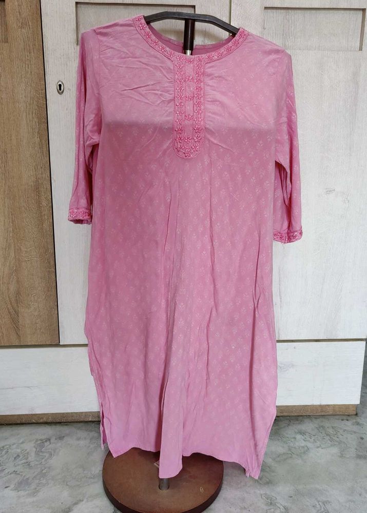 Faded Pink Kurti Bust 48
