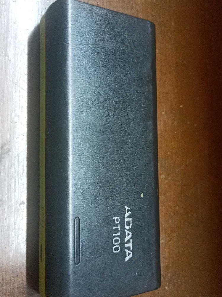 ADATA PT100 Power Bank