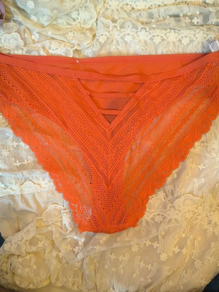 Lace Trim Briefs