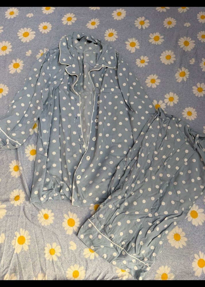 Night suit