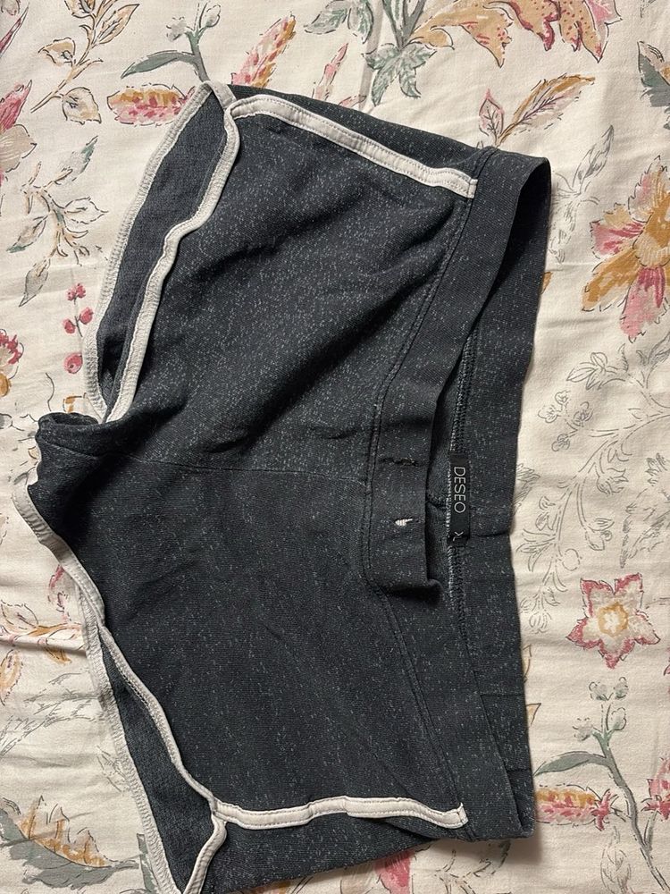 Gray Deseo Active Shorts