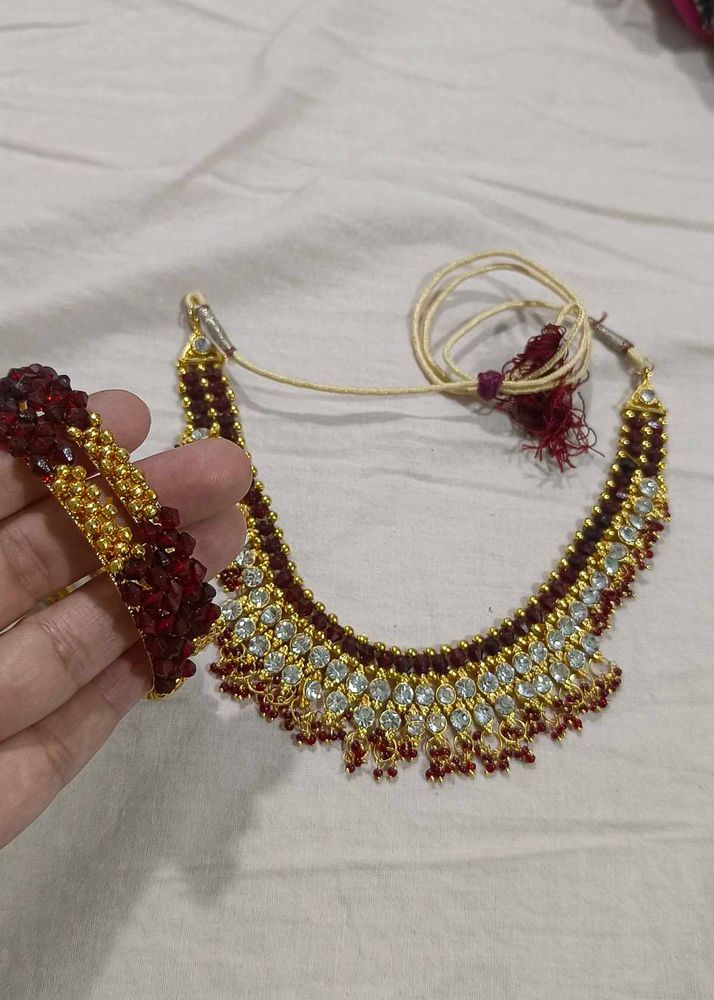Elegant Kundan &amp; Bead Necklace Set