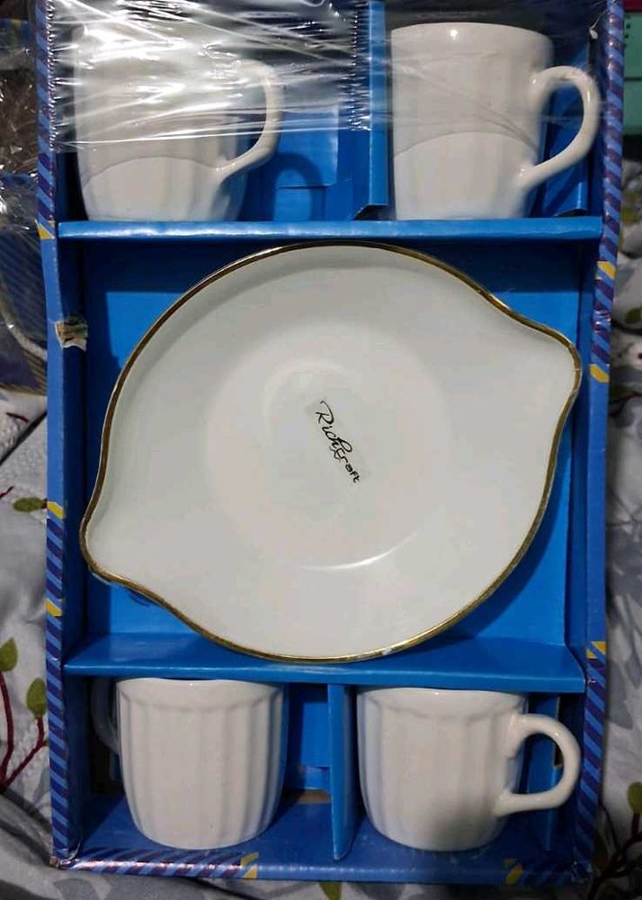 Elegant White Coffee Cups &amp; Saucer Set