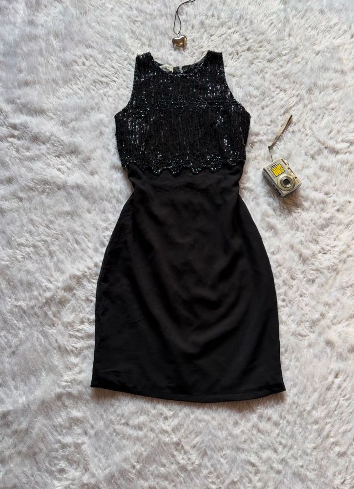 Chic Black Sequin Party Dress