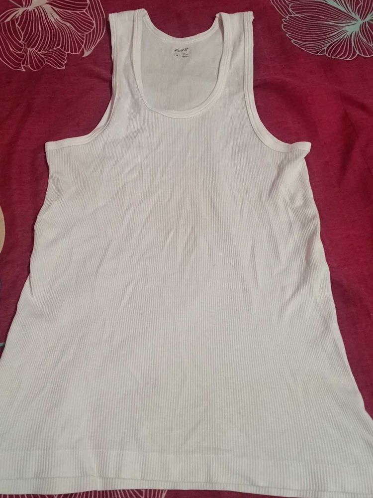 Comfortable White men's baniyan