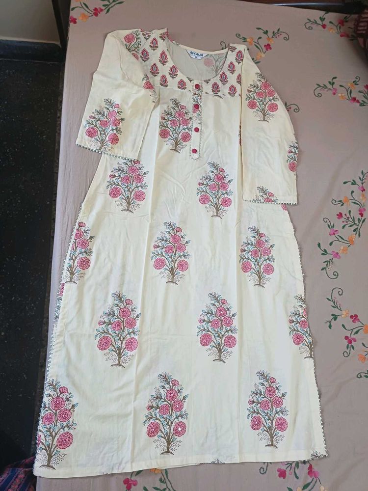 Cream Kurta with Pink Floral Print