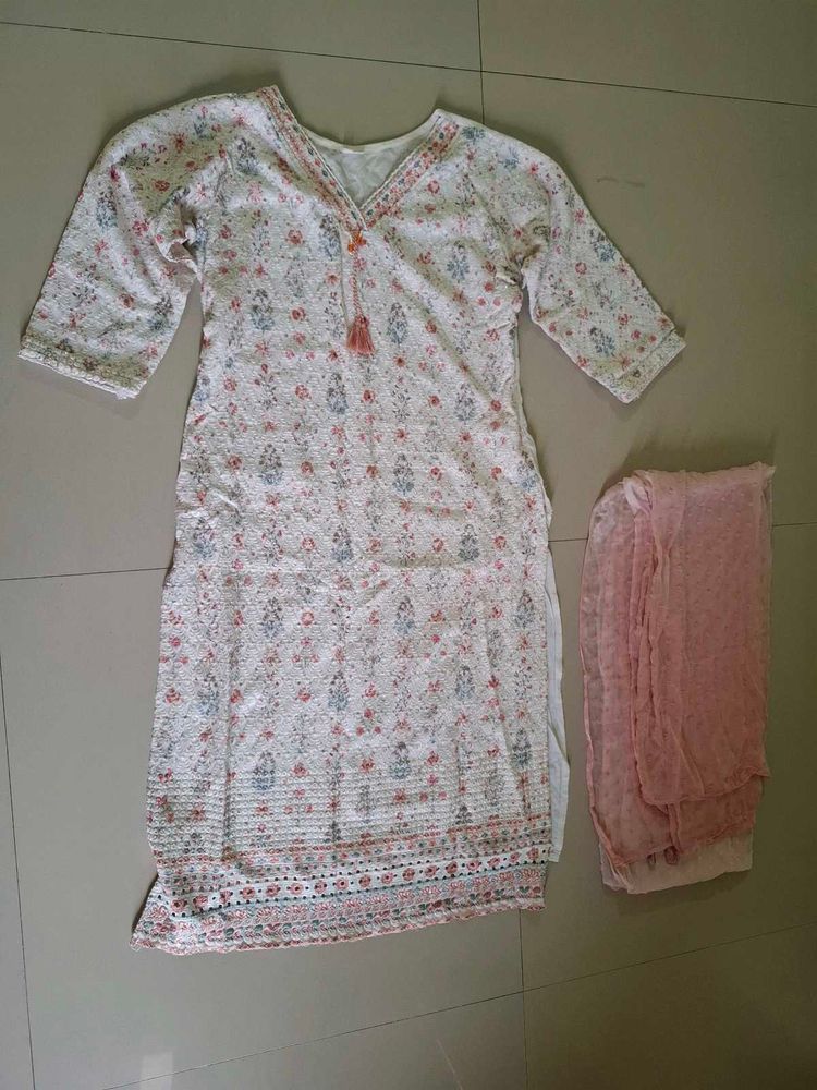 Beautiful Floral Print Kurta with dupatta