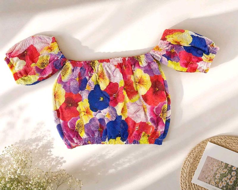 Off-Shoulder Floral Crop Top