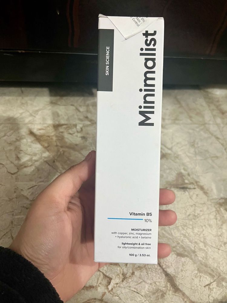 Minimalist Vitamin B5 Moisturizer