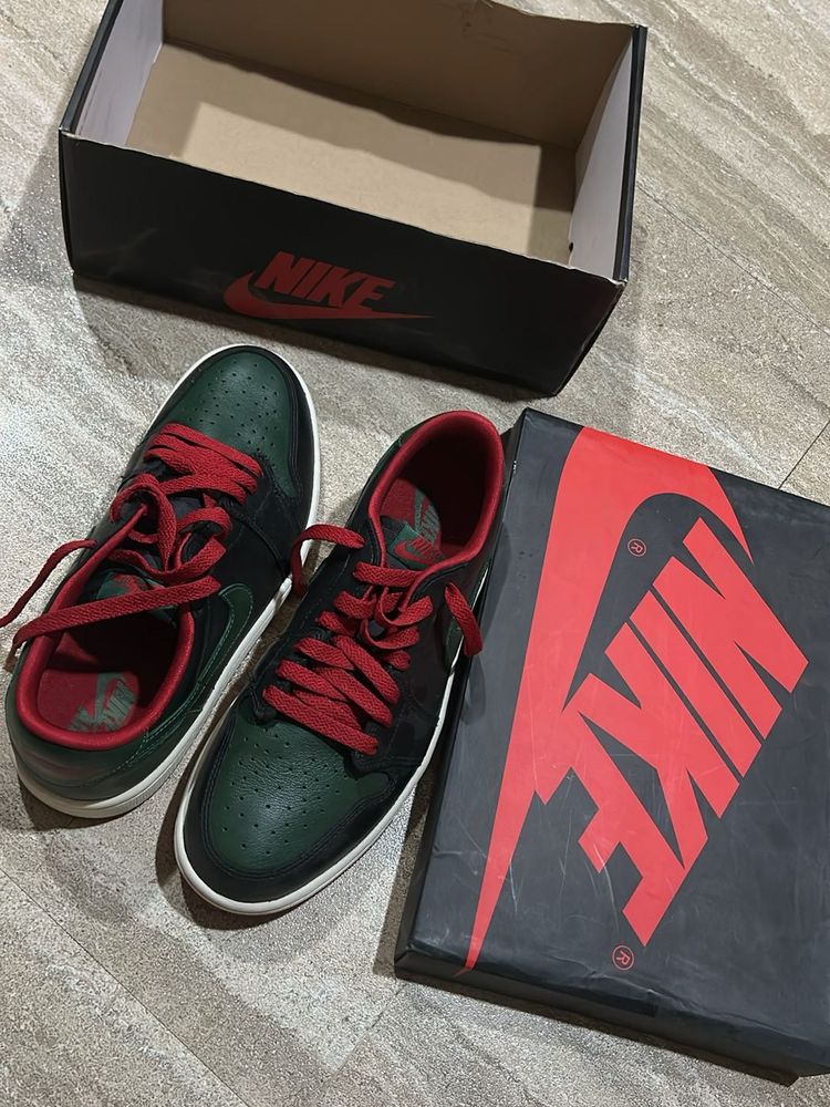 Nike WMNS Air Jordan 1 RETRO LOW OG
