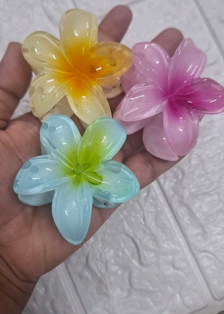 Set of 3 Flower Hair Clips