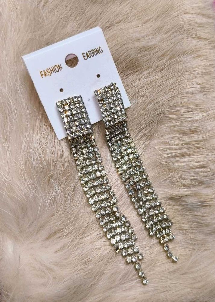 Sparkling Crystal Drop Earrings