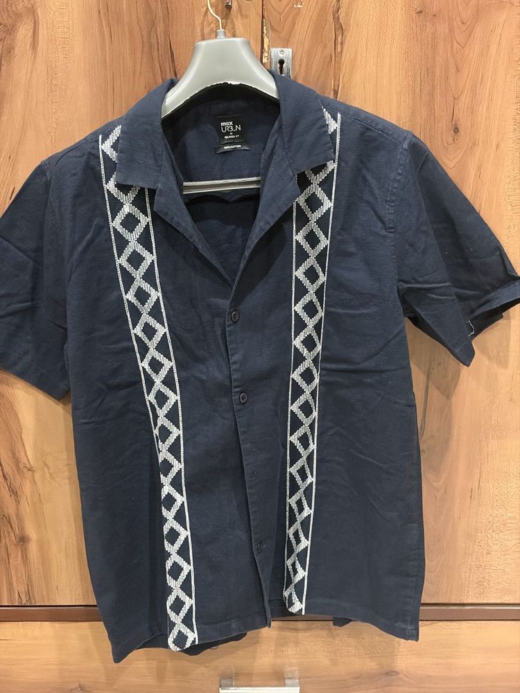 Men's Navy Embroidered Short Sleeve Shirt