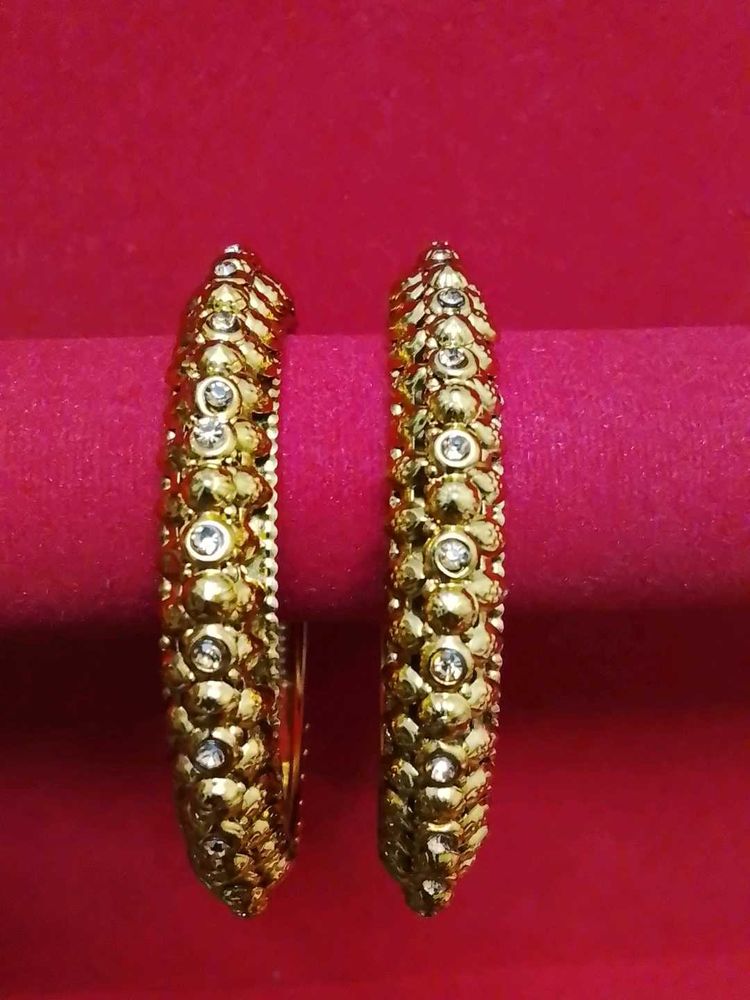 Elegant Gold Bangles with Crystals