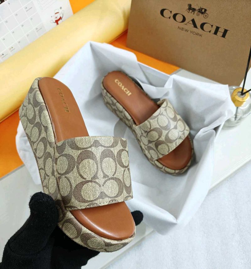 Coach Wedges New Stock Premium