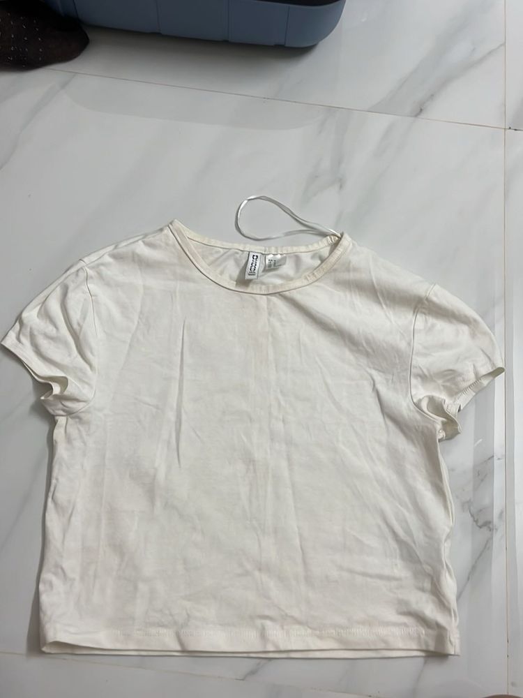 Classic White Cropped T-Shirt