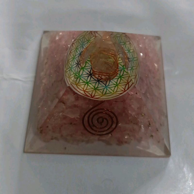 Rose Quartz &amp; Amethyst Mix Chakra Orgone Pyramid