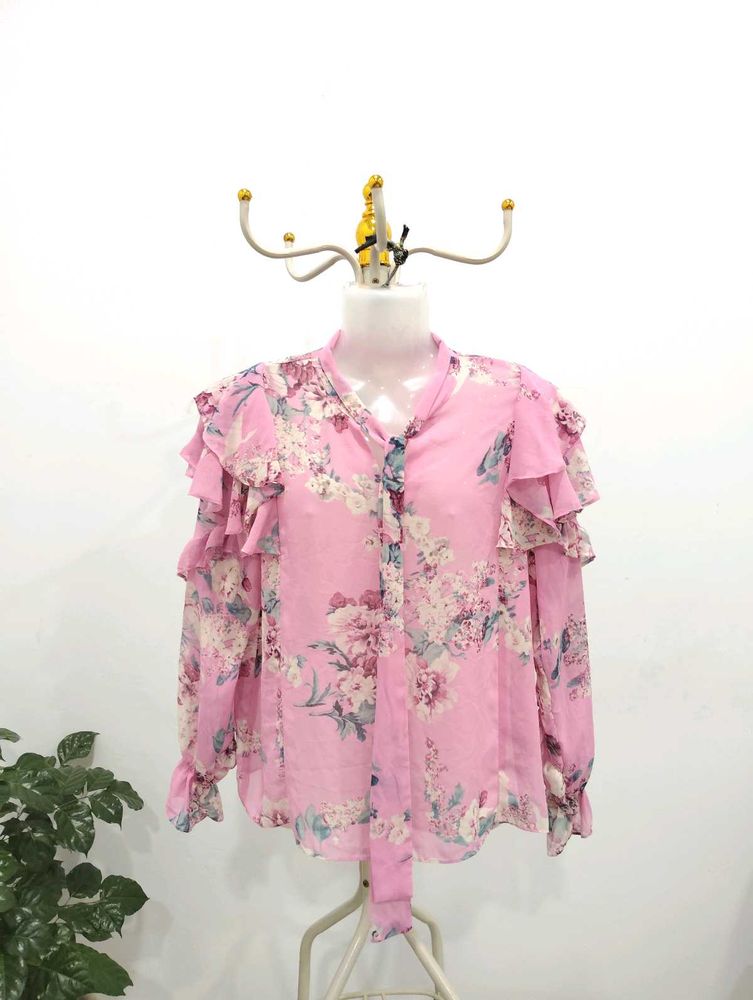 Chic Pink Floral Ruffle Blouse