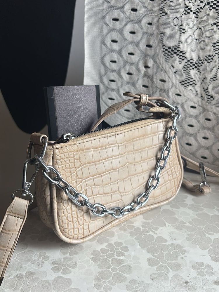 Beautiful Hand Bag